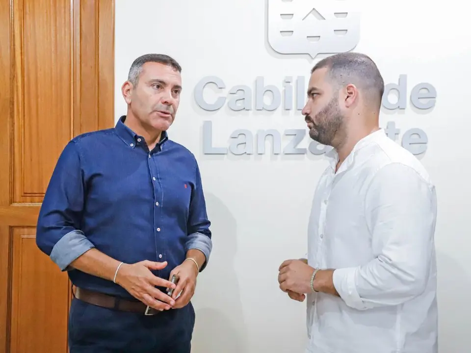 El presidente Oswaldo Betancort y el consejero de Ordenación y Política Territorial, Jesús Machín Tavío