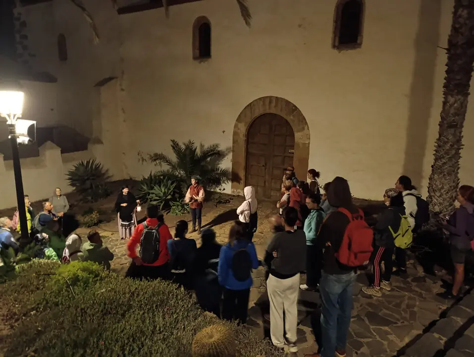 Caminata nocturna teatralizada de Betancuria a La Vega