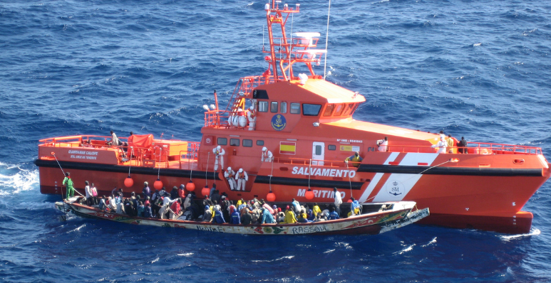 Imagen de un rescate de Salvamento Marítimo