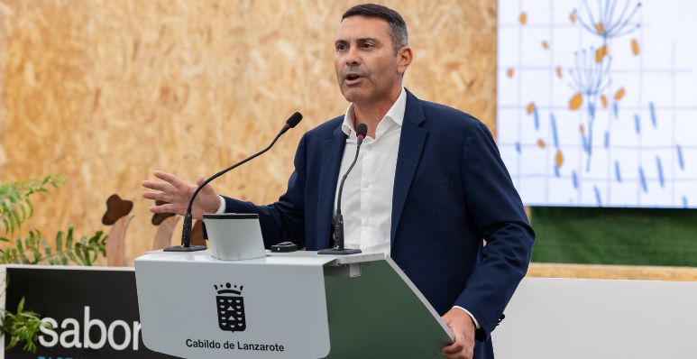 El presidente y consejero insular de Agricultura, Oswaldo Betancort